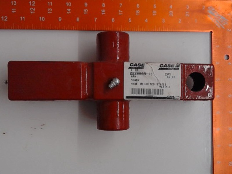 2220008-11 Shank/2 Zerks