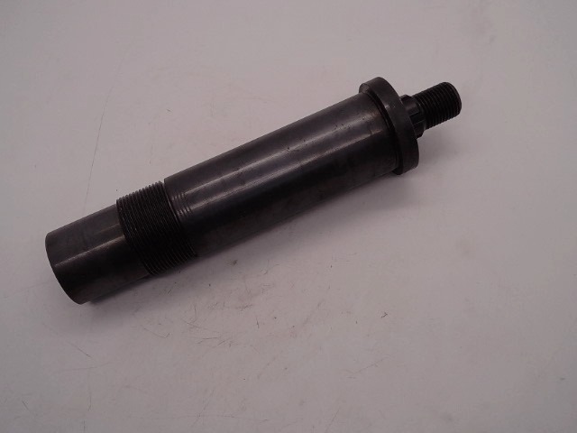 911-06768 Spindle for CUB CADET