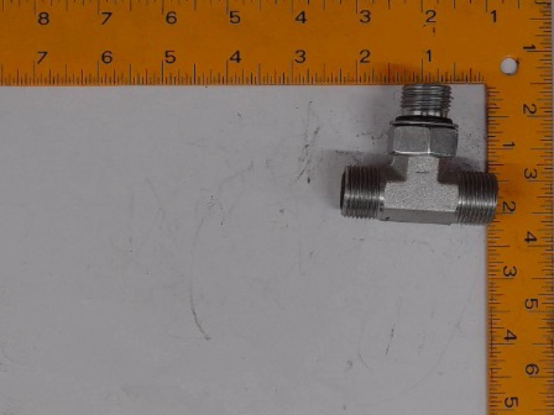 X8S5OLO-S Tee for JOHN DEERE