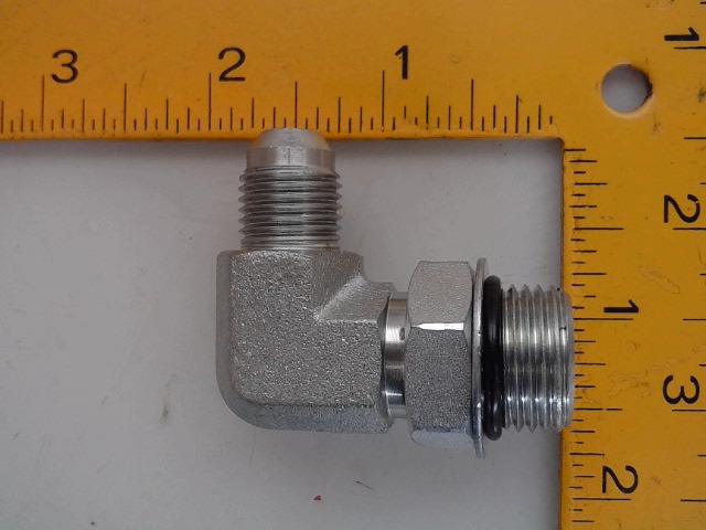 SN6935 Elbow for AGCO