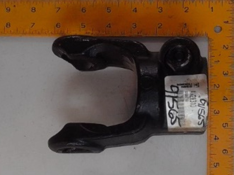 91565 21sp Yoke W/pin for BUSHHOG KEWANEE
