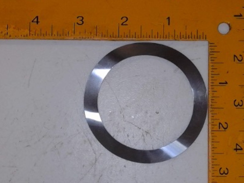237004A1 Shim