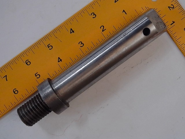 E69246 JOHN DEERE Shaft