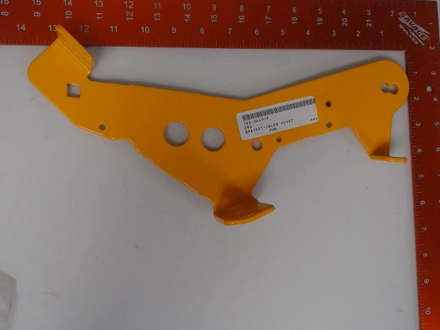 783-04491F Brkt for CUB CADET