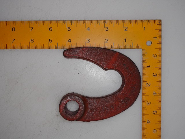 66362C1 Hook for CUB CADET