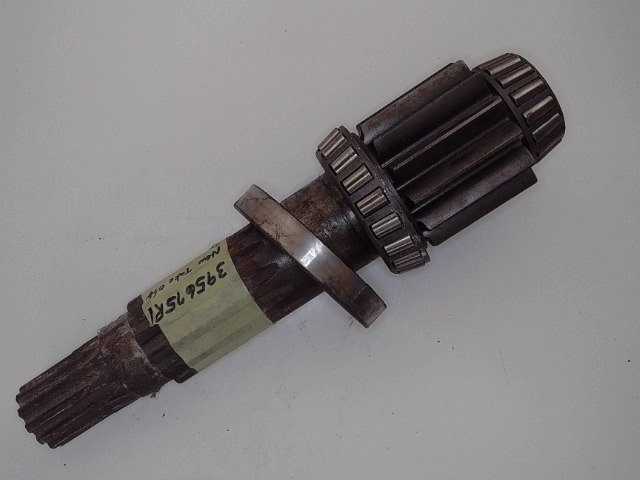 395675R1 CASE Final Drive Pinion Shaft