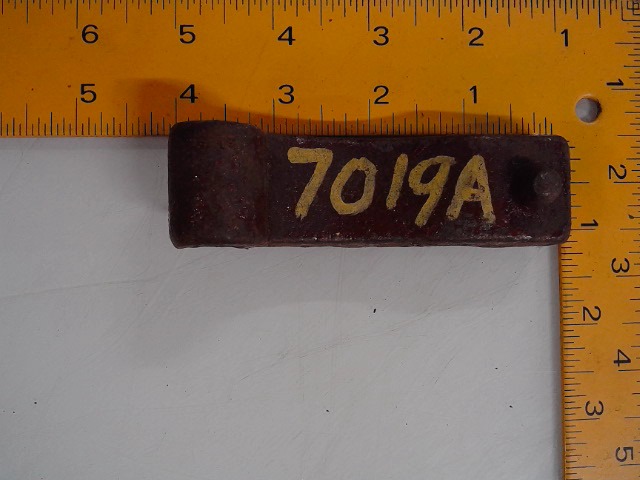 7019A Dog for CUB CADET