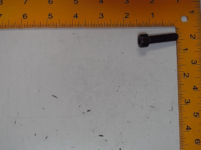 06021910410 Screw