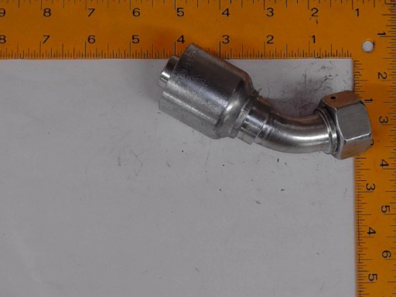 X1CE43-18-12 Fitting for JOHN DEERE