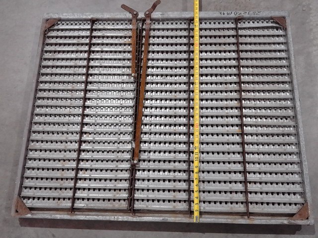253220M92-U Sieve for AGCO