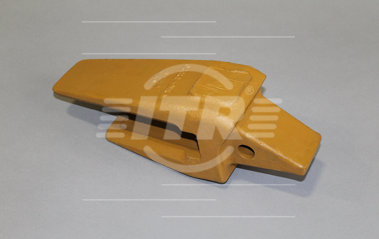 61N631320 Adapter for CATERPILLAR