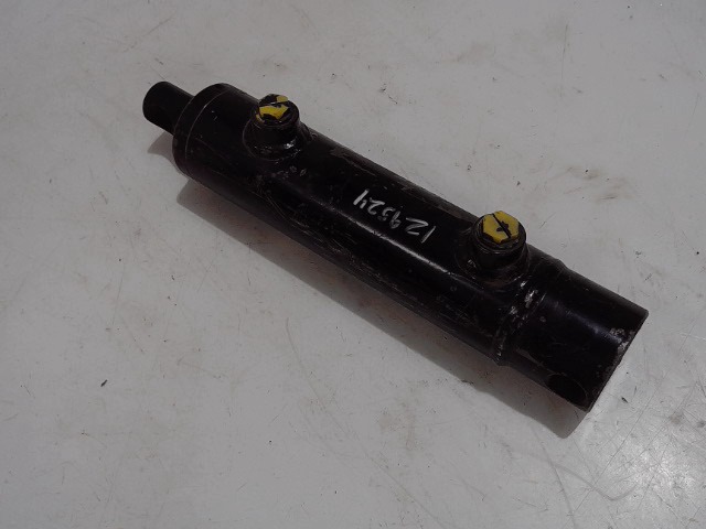 129524 MACDON Cylinder