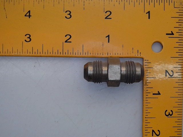 JK4-6 Union for GEHL MANITOU