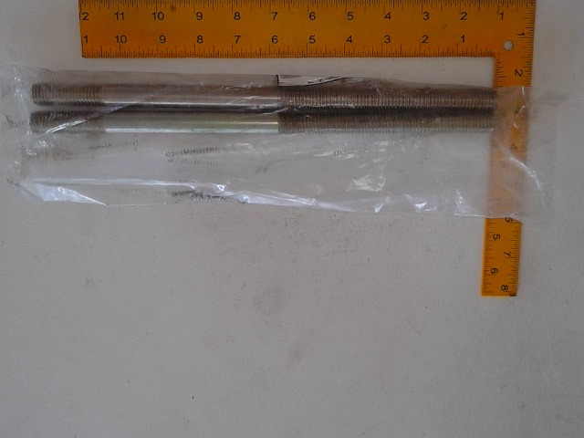 71410739 Stud