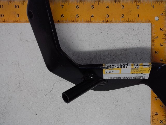 8Y5897 Bracket for CATERPILLAR
