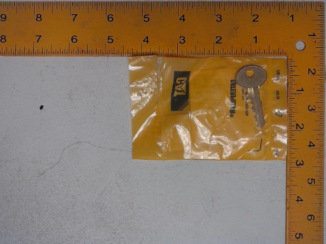 8M-0439 Padlock Key for CATERPILLAR