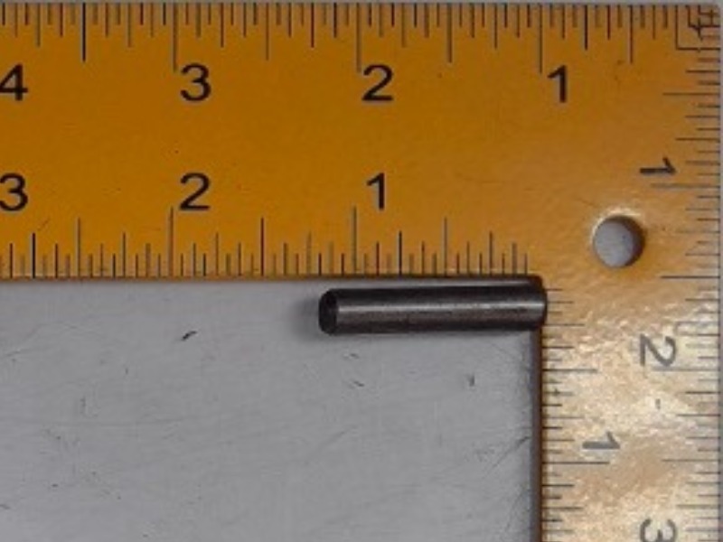 H826R Pin Fs for JOHN DEERE