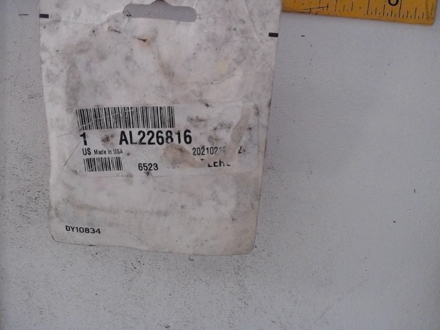 AL226816 Valve for JOHN DEERE