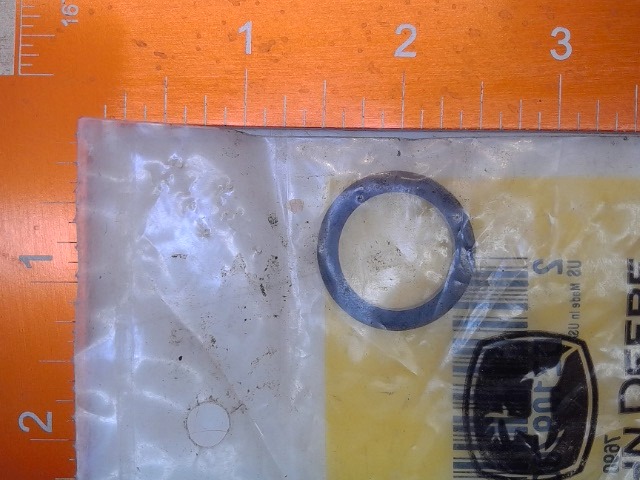 DZ109700 Seal for JOHN DEERE