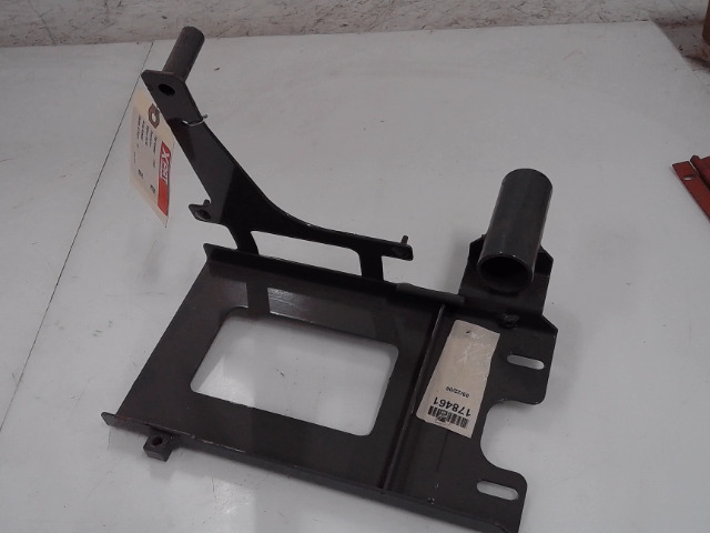 178-461 Stud for CASE NEW HOLLAND