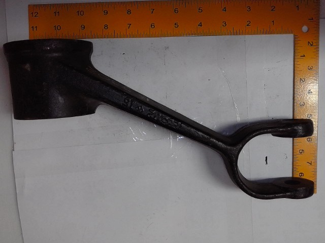 E3302 AGCO Arm