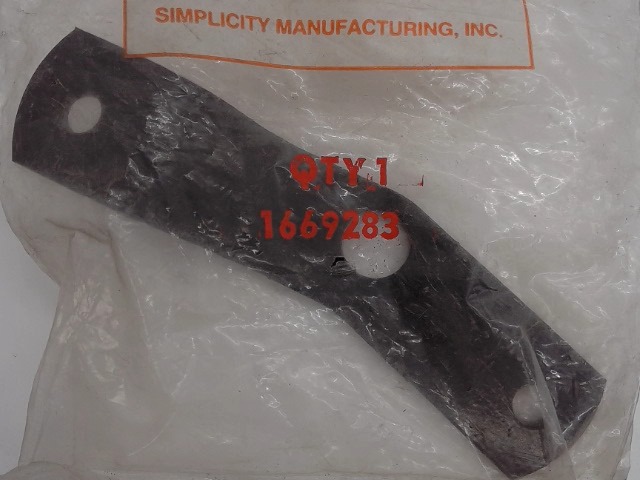 1669283 Arm for AGCO