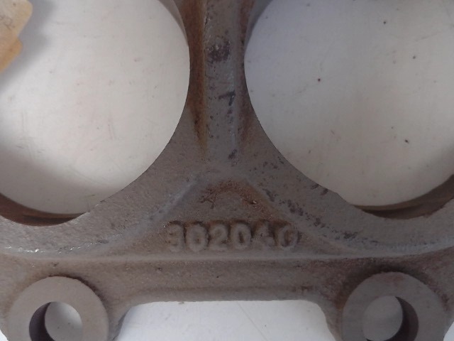 902040 Holdr for AGCO