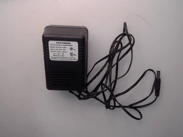 725-04329 Chrgr for CUB CADET
