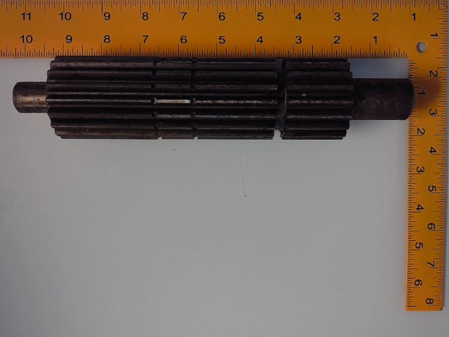 847506M1 Shaft for AGCO