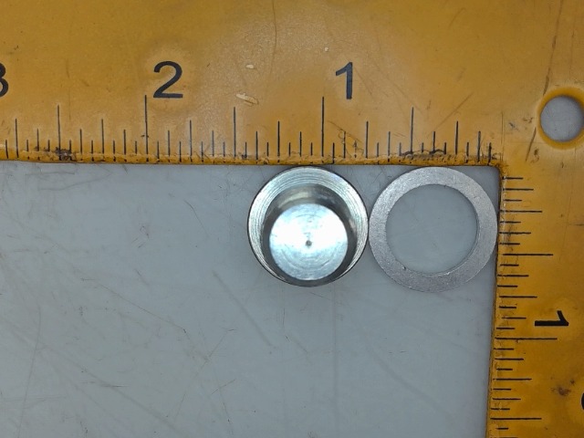 252423 MACDON Plug