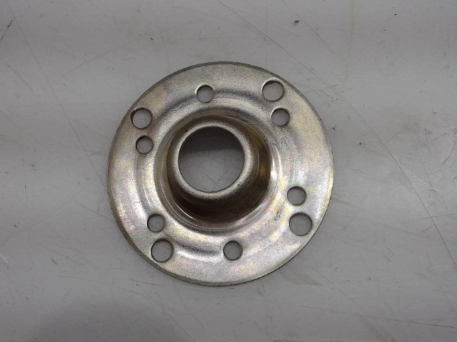 81004216 Hub