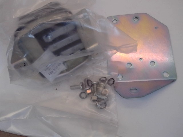 A-8N10505C Volt Rgltr W/hw for JOHN DEERE