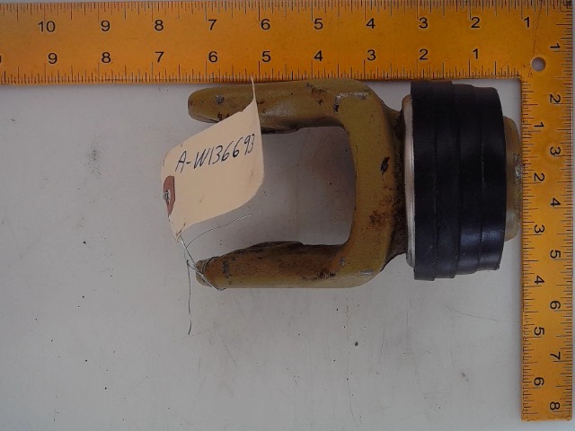 A-W136693 Yoke for JOHN DEERE