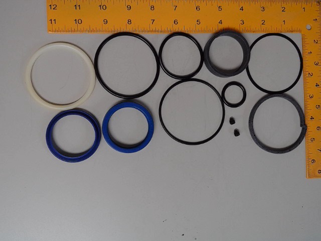 183428 MACDON Seal Kit