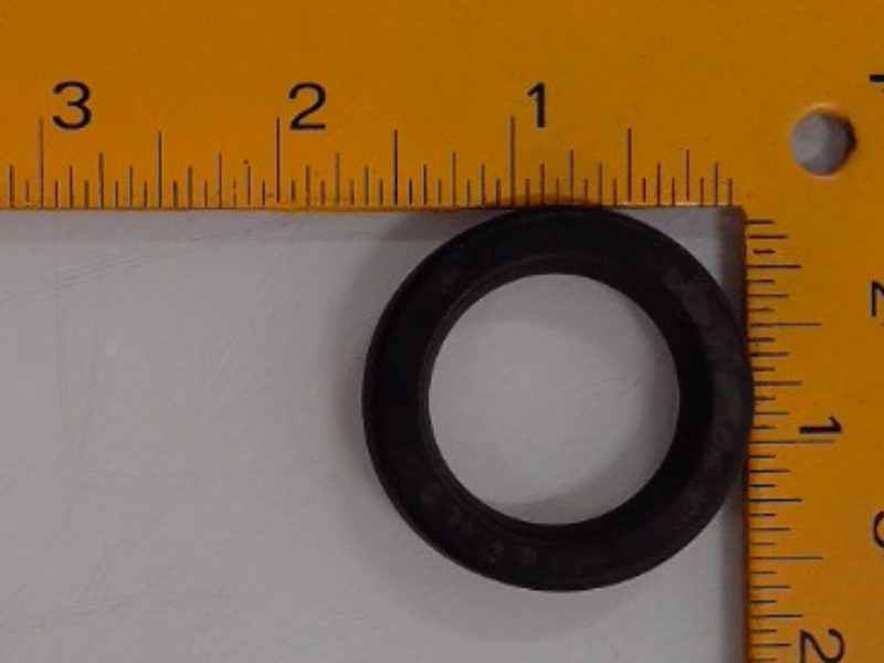 K3775 AGCO Seal