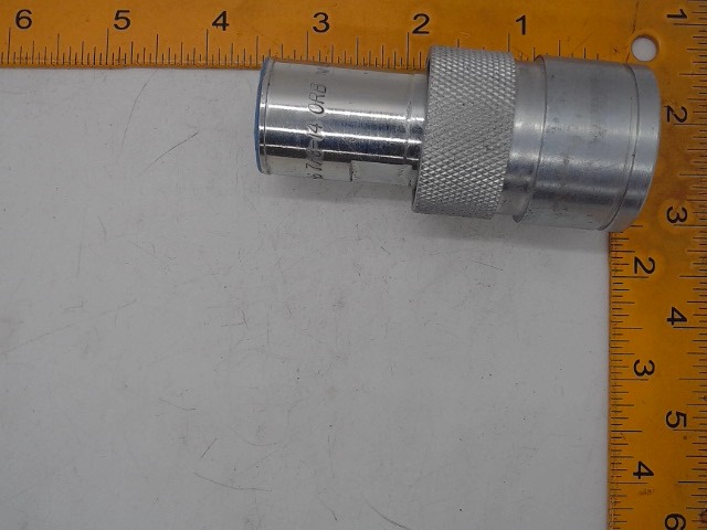 X8250-16 Hyd Coupler for JOHN DEERE