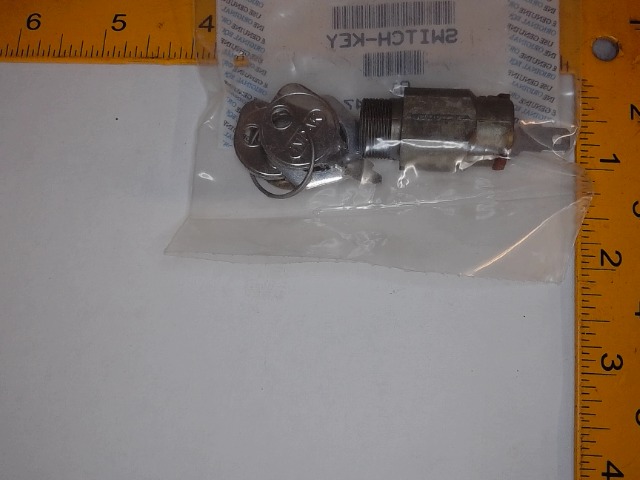 725-1425 Switch Key for CUB CADET