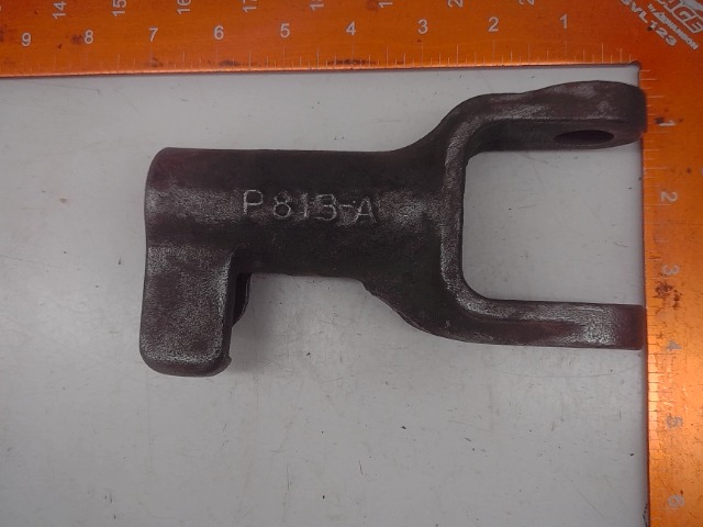 P813A Yoke for JOHN DEERE