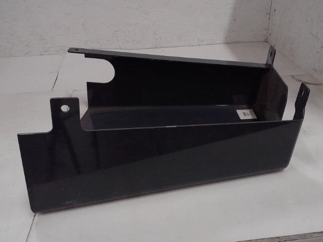 200512 Cover/muffler for GEHL MANITOU