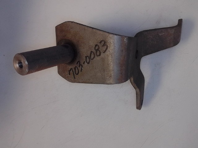703-0083 Brkt Assy for CUB CADET