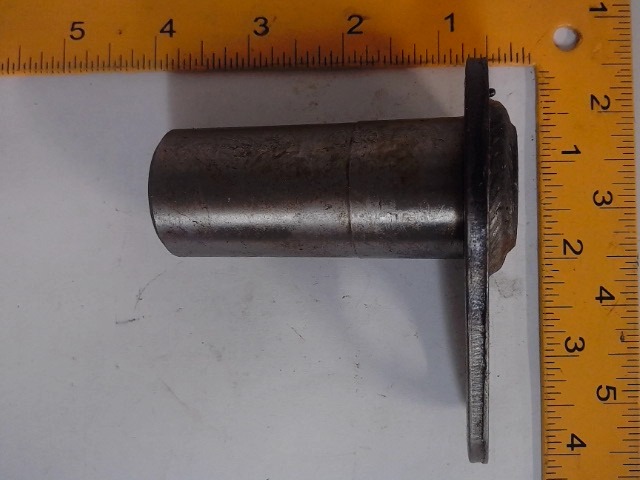A59628 CASE Pivot Pin, Rear For Case Tractor,