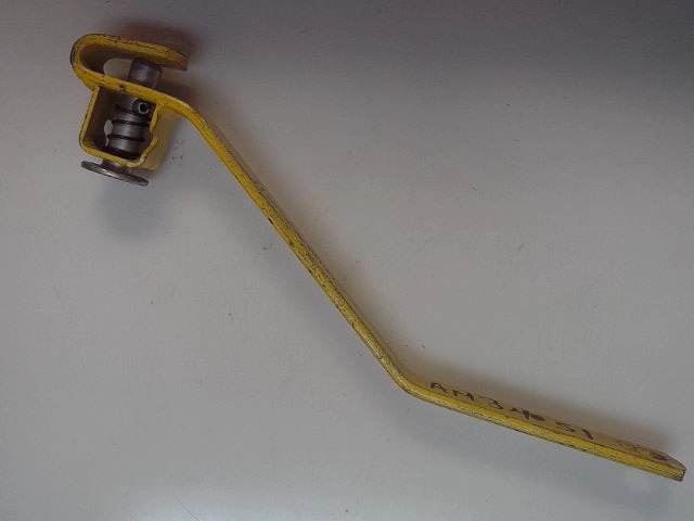 AM34051 Arm for JOHN DEERE