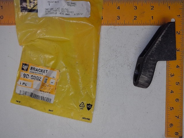 9D0002 Bracket for CATERPILLAR