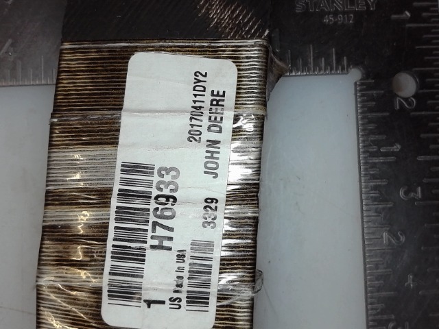 H76933 Rubber for JOHN DEERE