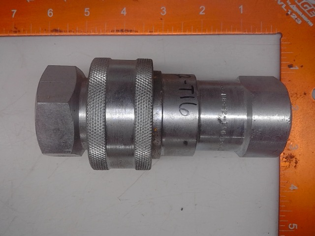 XH8-62-T16 Fitting for JOHN DEERE