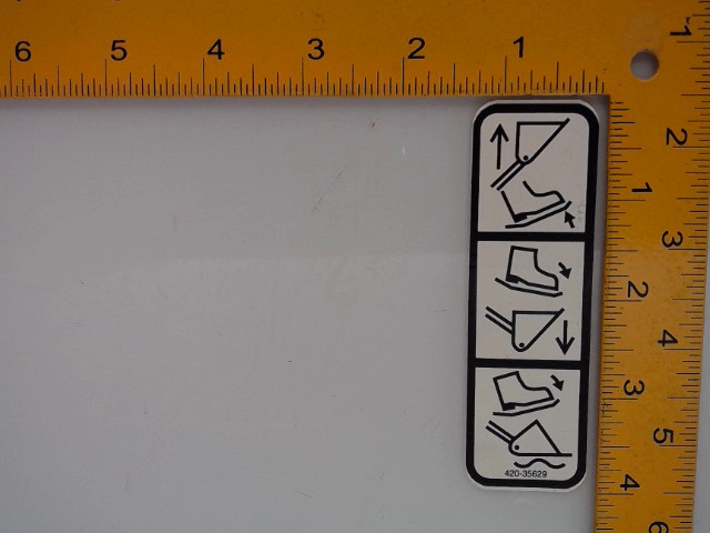 420-35629 Decal for GEHL MANITOU