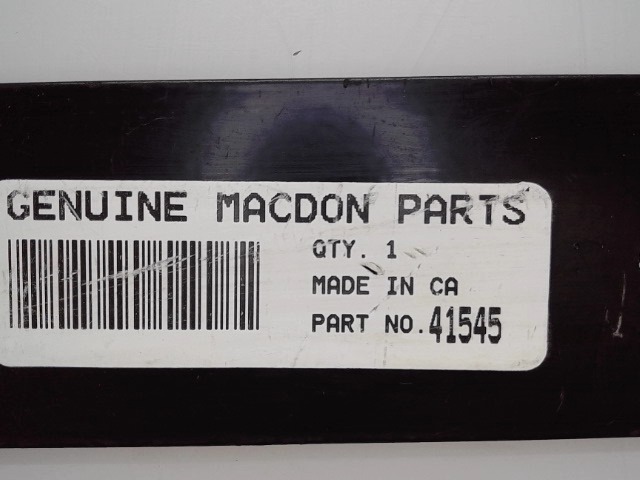 41545 MACDON Plate