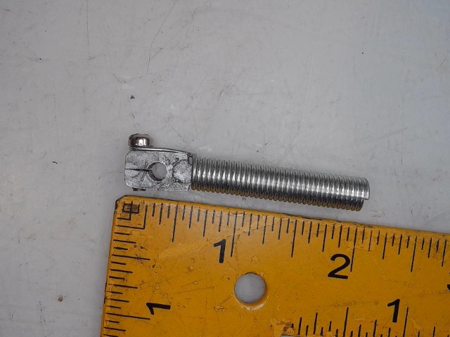 585711M1 Spring/clevis for AGCO