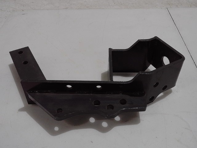 TD240-79912 Bracket Rh