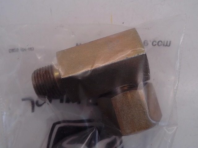 A-43B21 Adaptor for JOHN DEERE